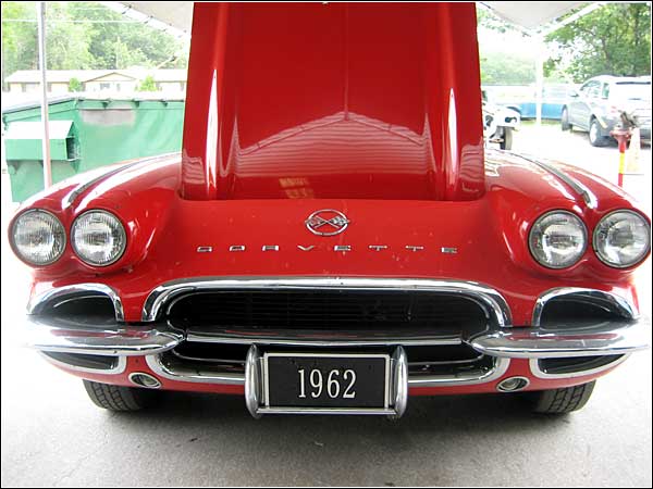 Archived 1962 Chevrolet Corvette project image